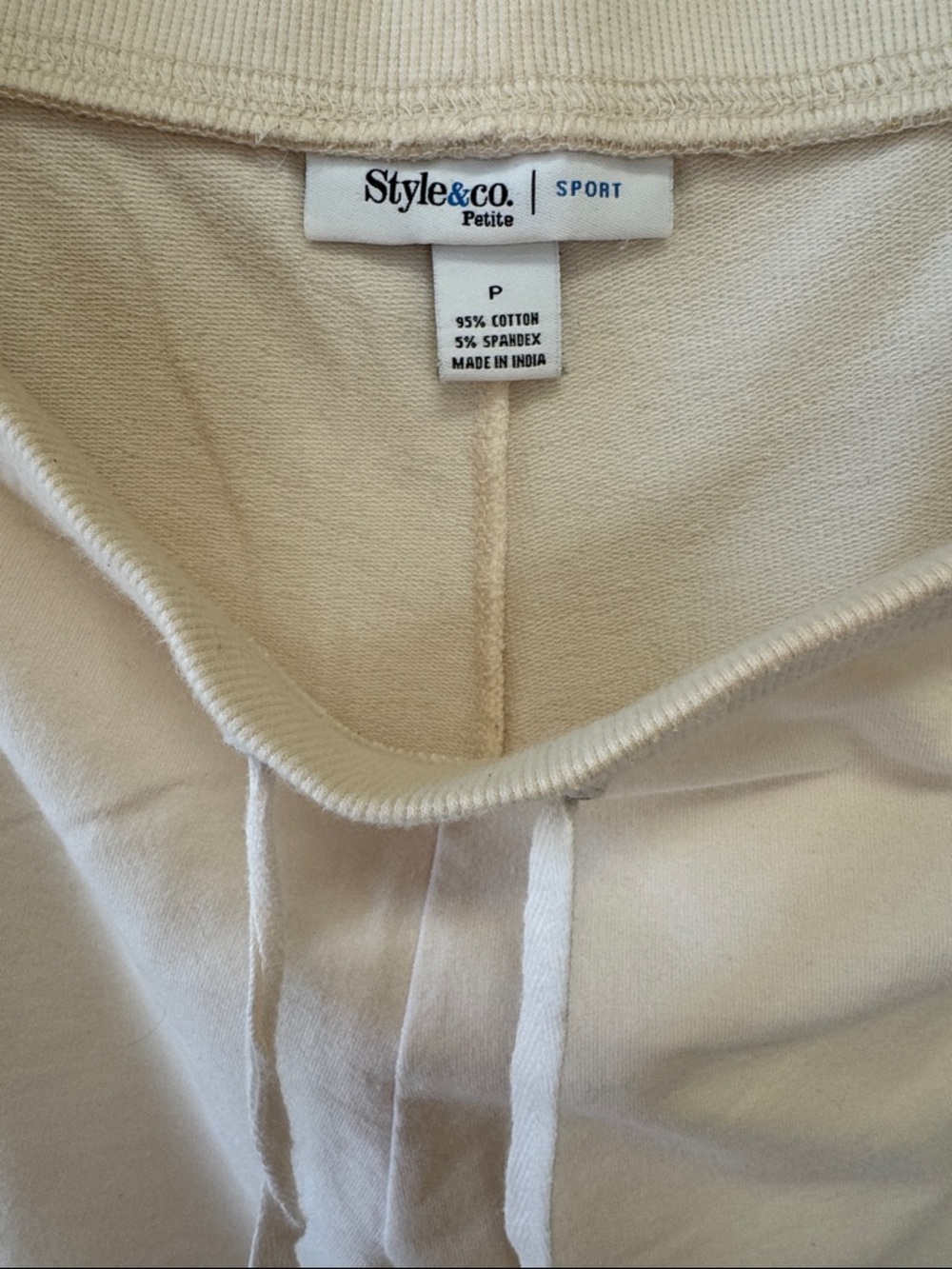 Bundle of two Cream Drawstring Crop & White Pull-On Crop Pants - Picture 5 of 10